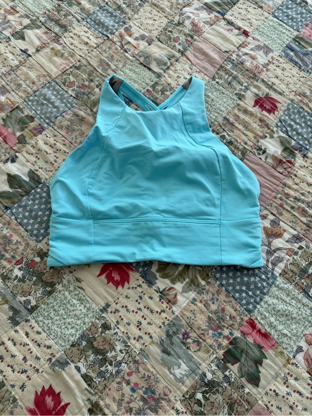 LULULEMON FREE TO BE SERENE SPORTS BRA HIGH NECK LONG LINE CYAN BLUE SIZE 6